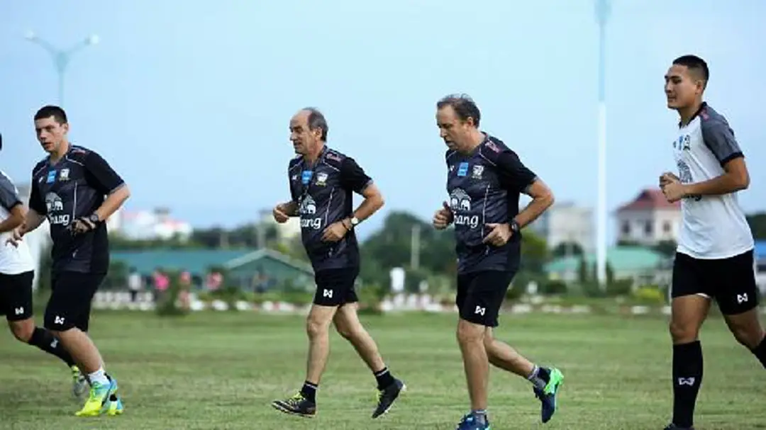 "ช้างศึก" ประสานเจ้าภาพเปลี่ยนสนามซ้อม ก่อนเกมอุ่นเครื่อง 5ตุลาคมนี้ "ช้างศึก" ประสานเจ้าภาพเปลี่ยนสนามซ้อม ก่อนเกมอุ่นเครื่อง 5ตุลาคมนี้