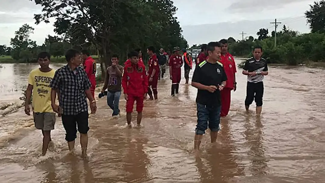 "ประวิตร" สั่งการเหล่าทัพ ติดตามสถานการณ์น้ำอย่างเต็มกำลัง "ประวิตร" สั่งการเหล่าทัพ ติดตามสถานการณ์น้ำอย่างเต็มกำลัง