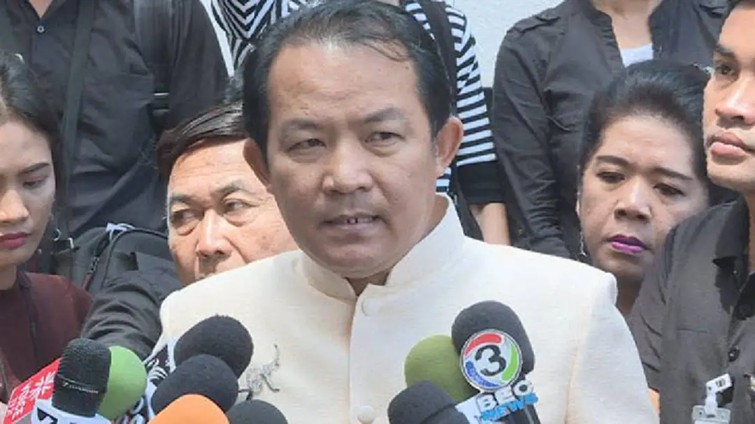 "ศรีสุวรรณ" จี้ทบทวนบัตรคนจน ซัดปูฐานเสียงเลือกตั้ง เอื้อกลุ่มธุรกิจ "ศรีสุวรรณ" จี้ทบทวนบัตรคนจน ซัดปูฐานเสียงเลือกตั้ง เอื้อกลุ่มธุรกิจ