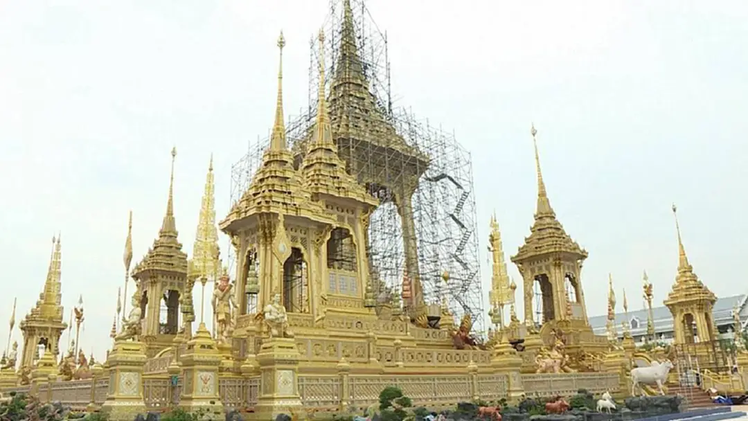 สื่อต่างประเทศเกาะติดการก่อสร้างพระเมรุมาศ พร้อมเผยแพร่ภาพความงดงามยิ่งใหญ่ตระการตาของพระเมรุมาศไปทั่วโลก สื่อต่างประเทศเกาะติดการก่อสร้างพระเมรุมาศ พร้อมเผยแพร่ภาพความงดงามยิ่งใหญ่ตระการตาของพระเมรุมาศไปทั่วโลก