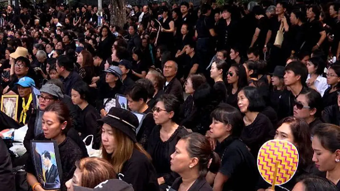 ตร.คาดมีปชช. ร่วมงานพระราชพิธีถวายพระเพลิงพระบรมศพ 1 ล้านคน ตร.คาดมีปชช. ร่วมงานพระราชพิธีถวายพระเพลิงพระบรมศพ 1 ล้านคน