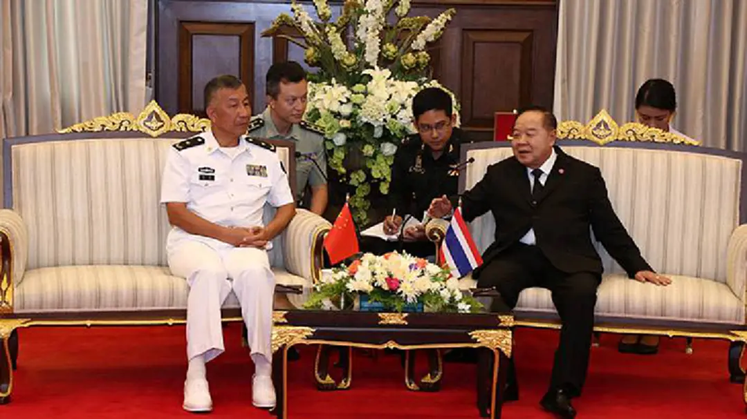 "ประวิตร" ต้อนรับ รอง ผบ.ทัพเรือตะวันออกจีน "ประวิตร" ต้อนรับ รอง ผบ.ทัพเรือตะวันออกจีน