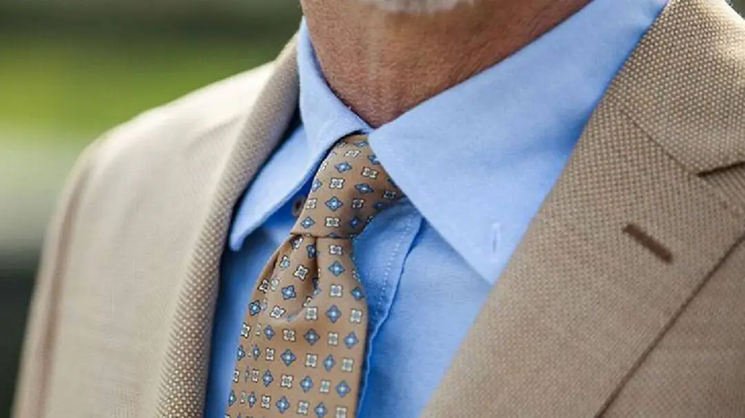 18 ตุลาคม วันเนคไทนานาชาติ (International Necktie Day) 18 ตุลาคม วันเนคไทนานาชาติ (International Necktie Day)