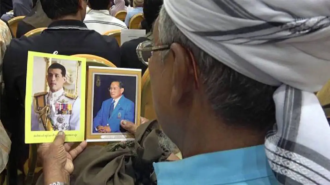 "สมเด็จพระเจ้าอยู่หัว" พระราชทานถุงยังชีพ ช่วยผู้ประสบภัยน้ำท่วม จ.สตูล "สมเด็จพระเจ้าอยู่หัว" พระราชทานถุงยังชีพ ช่วยผู้ประสบภัยน้ำท่วม จ.สตูล
