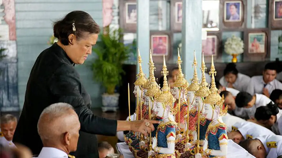 สมเด็จพระเทพฯ ทรงเป็นประธานบวงสรวงสักการะสิ่งศักดิ์สิทธิ์การจัดทำเครื่องสดประดับพระจิตกาธาน พระราชพิธีถวายพระเพลิงพระบรมศพในหลวง ร.๙ สมเด็จพระเทพฯ ทรงเป็นประธานบวงสรวงสักการะสิ่งศักดิ์สิทธิ์การจัดทำเครื่องสดประดับพระจิตกาธาน พระราชพิธีถวายพระเพลิงพระบรมศพในหลวง ร.๙