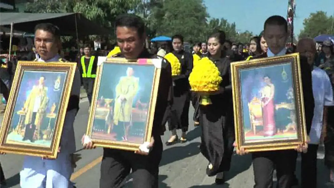 ปชช.ร่วมแห่องค์กฐินกว่า 100 กองทอดถวายวัดที่บุรีรัมย์ พร้อมขบวนช้าง 9 เชือก ปชช.ร่วมแห่องค์กฐินกว่า 100 กองทอดถวายวัดที่บุรีรัมย์ พร้อมขบวนช้าง 9 เชือก