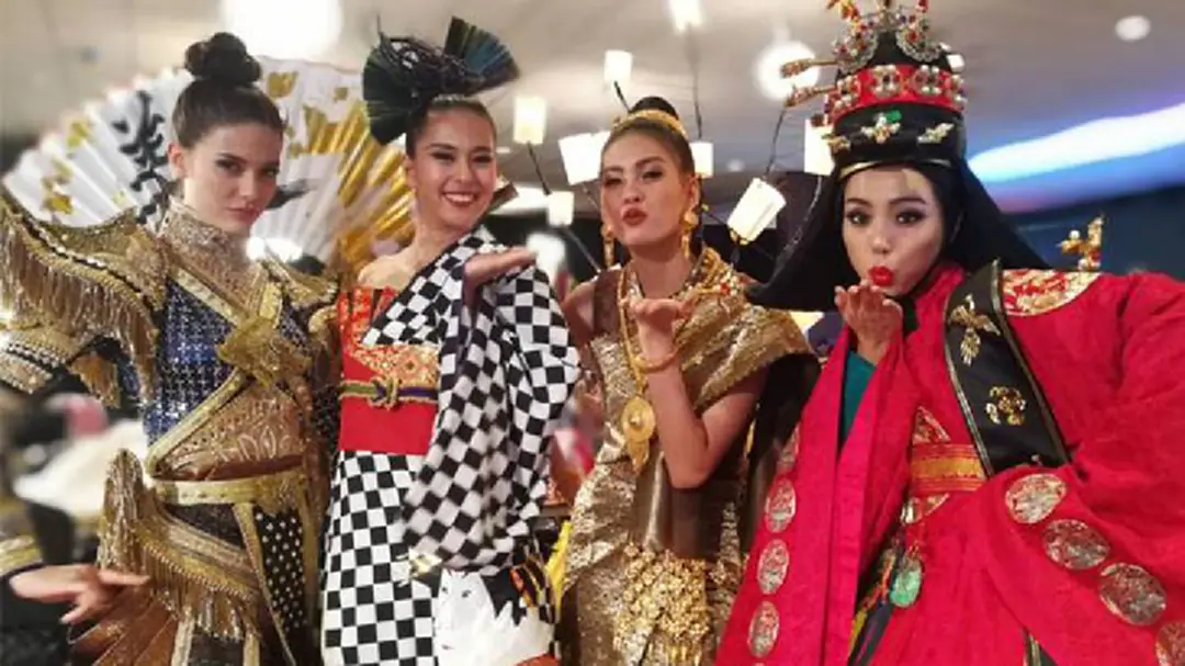 ส่อง "ชุดประจำชาติสาวงามเพื่อนบ้าน" Miss Universe 2017 ส่อง "ชุดประจำชาติสาวงามเพื่อนบ้าน" Miss Universe 2017