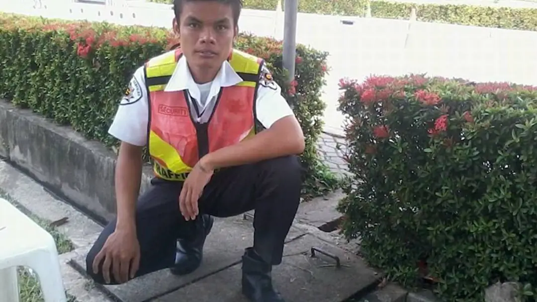 สุดเศร้า..รปภ. ถูกรถชน เป็นเสาหลักของครอบครัว สุดเศร้า..รปภ. ถูกรถชน เป็นเสาหลักของครอบครัว