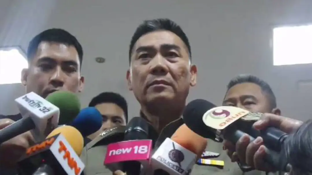 ค่อยๆ!! ผบ.ตร.บอกรอก่อน ผลสอบล้มบอลไทย ขอคุยกับท่านสมยศ นายกสมาคมฯอีกรอบ ค่อยๆ!! ผบ.ตร.บอกรอก่อน ผลสอบล้มบอลไทย ขอคุยกับท่านสมยศ นายกสมาคมฯอีกรอบ