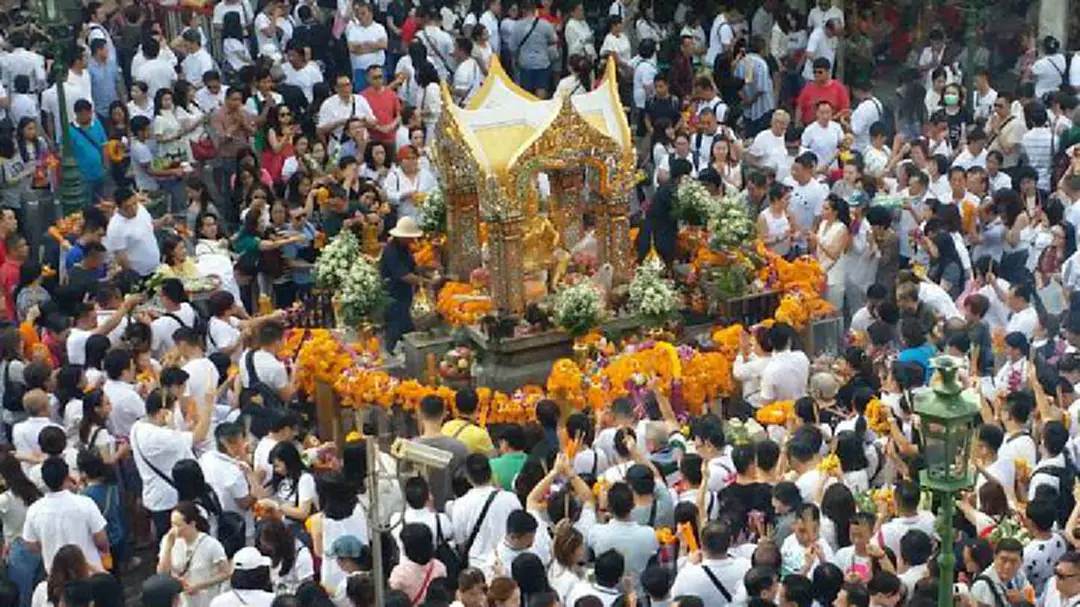 ห้ามพลาด ขอพรวันกำเนิดพระพรหมเอราวัณ ชีวิตเป็นสุข ห้ามพลาด ขอพรวันกำเนิดพระพรหมเอราวัณ ชีวิตเป็นสุข