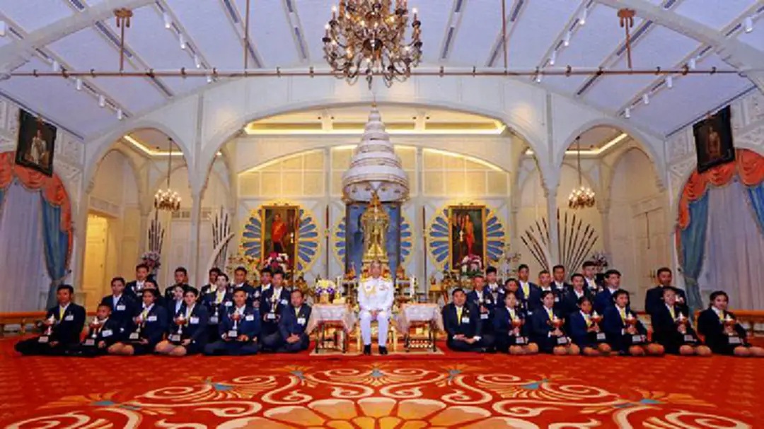 "สมเด็จพระเจ้าอยู่หัว" ทรงชื่นชมกีฬาจักรยานประโยชน์ต่อร่างกายจิตใจ "สมเด็จพระเจ้าอยู่หัว" ทรงชื่นชมกีฬาจักรยานประโยชน์ต่อร่างกายจิตใจ