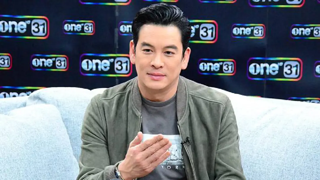 “ชาคริต” หลั่งน้ำตาหลังลูกแฝดหลุด (มีคลิป) “ชาคริต” หลั่งน้ำตาหลังลูกแฝดหลุด (มีคลิป)