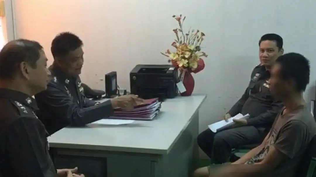 หนุ่มเชียงใหม่เพลียคู่ขาขอมีสัมพันธ์ เตะชายโครงตกบันไดดับ