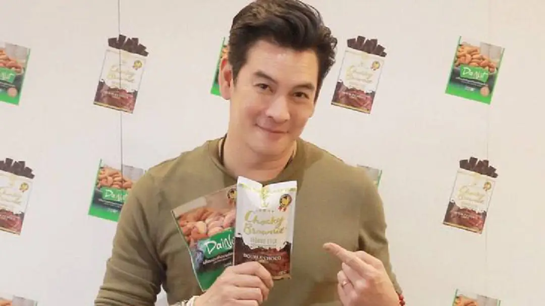 ชาคริตลุยธุรกิจ เปิดตัว Chocky Brownie & Dainut ชาคริตลุยธุรกิจ เปิดตัว Chocky Brownie & Dainut