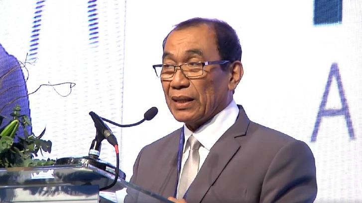 Thailand Halal Assembly ยืนไว้อาลัย ดร.สุรินทร์ ถึงแก่อนิจกรรมก่อนมาเปิดงาน