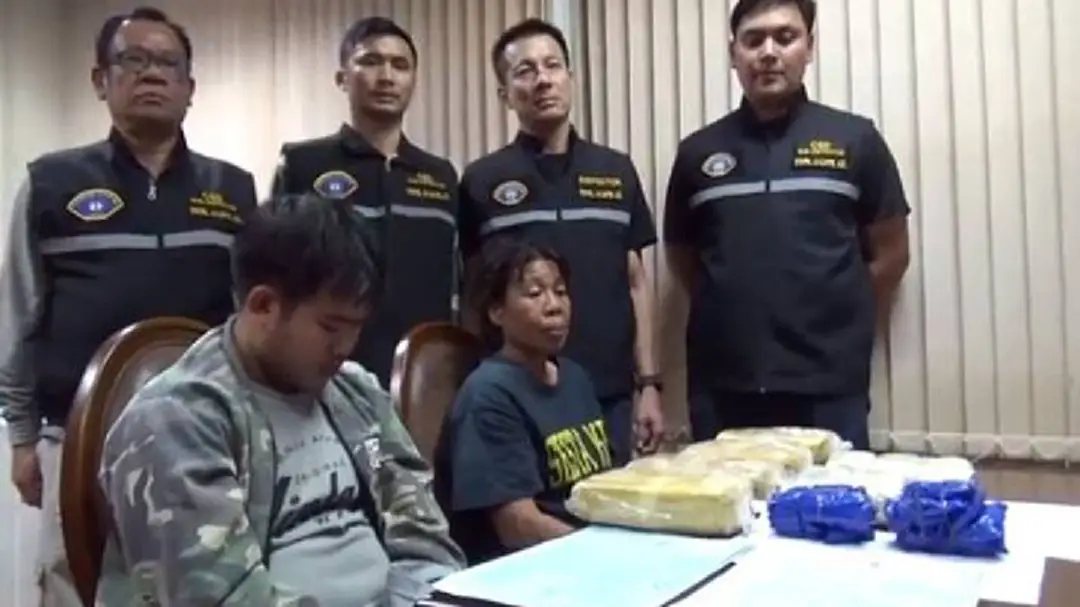 กองปราบรวบ "เจ๊หนู" เอเย่นต์ค้ายาเครือข่ายระดับบิ๊กในภาคอีสาน กองปราบรวบ "เจ๊หนู" เอเย่นต์ค้ายาเครือข่ายระดับบิ๊กในภาคอีสาน