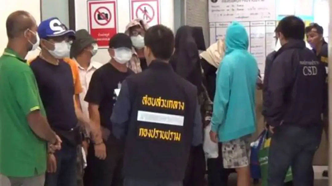 งามหน้า รอ ร.ต.ท.สภ.พระนครศรีฯมอบตัว คดีซื้อกามเด็ก15ปี งามหน้า รอ ร.ต.ท.สภ.พระนครศรีฯมอบตัว คดีซื้อกามเด็ก15ปี