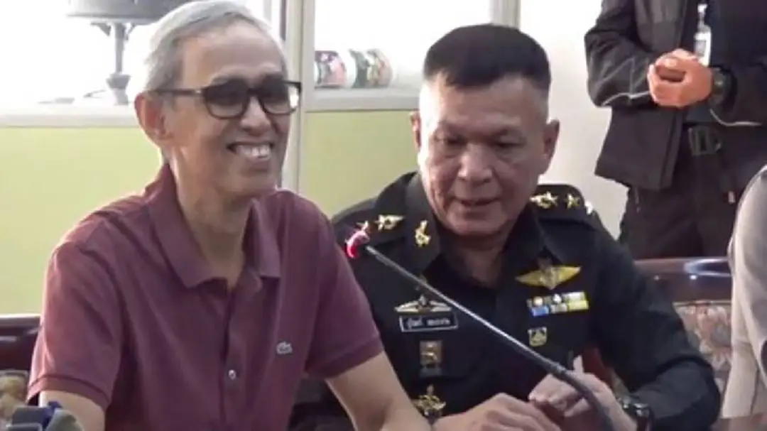 "พล.ท.มนัส"ได้ประกันตัวแล้ว หลังมอบตัวสู้คดีโยงอาวุธสงคราม "พล.ท.มนัส"ได้ประกันตัวแล้ว หลังมอบตัวสู้คดีโยงอาวุธสงคราม