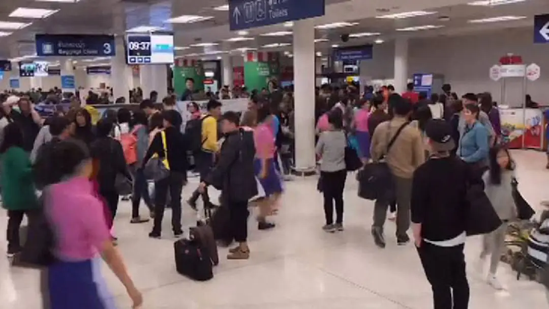 ทุบสถิติ! "สนามบินเชียงใหม่" นทท.ทะลักเกือบ 3.7 หมื่นคน ทุบสถิติ! "สนามบินเชียงใหม่" นทท.ทะลักเกือบ 3.7 หมื่นคน