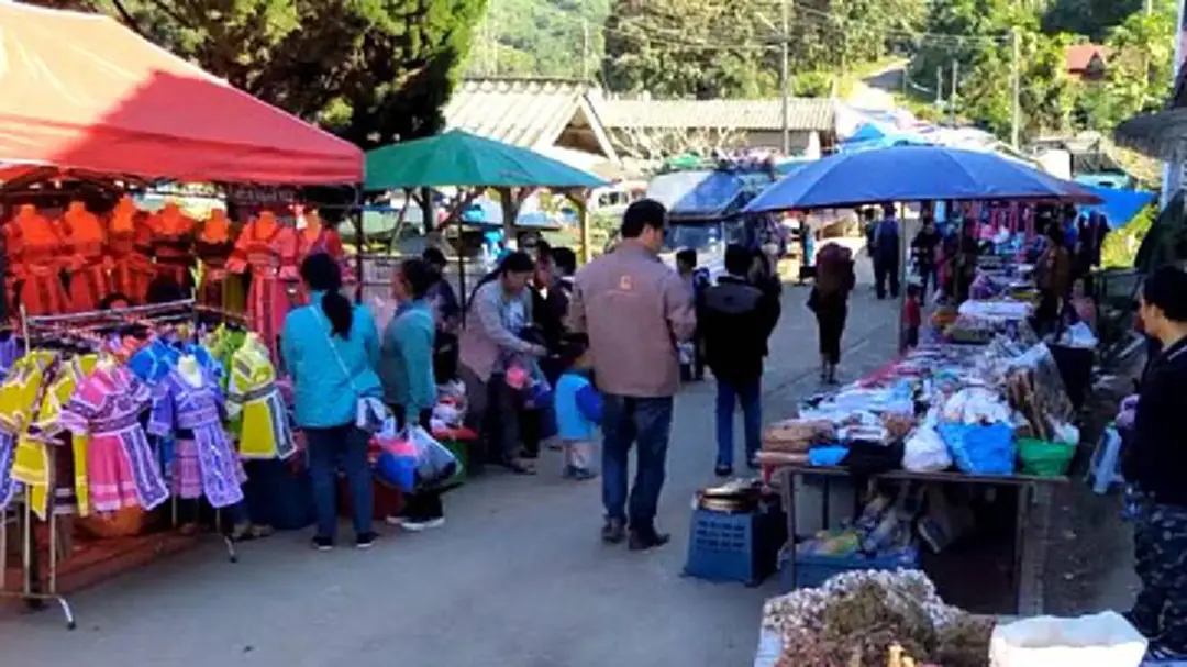 พะเยาอากาศหนาวตลาดนัดชายแดนไทย-ลาว คึกคัก!