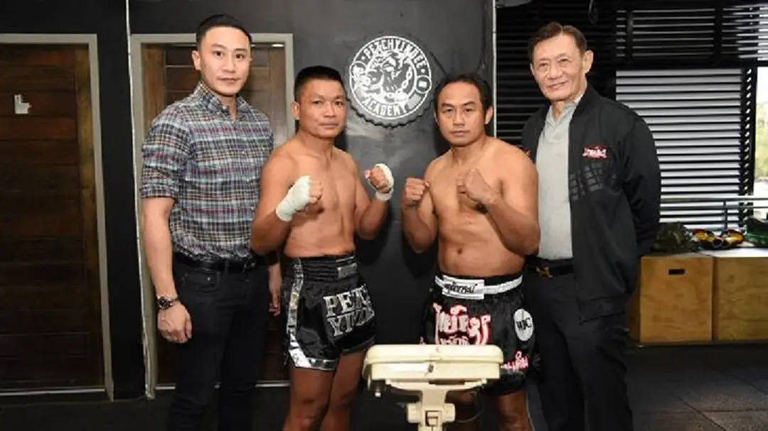 “แซมซั่น-วีระพล”ซ้อมโชว์ก่อนดวลกำปั้นนัดประวัติศาสตร์ราชดำเนิน 27 ธ.ค. นี้