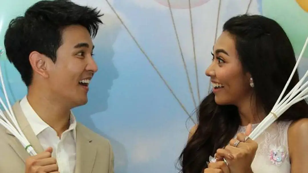 ความน่ารักของคู่ซี้  กันนภัทร - แก้ม พาตะลุยโลกของขวัญสุดยิ่งใหญ่