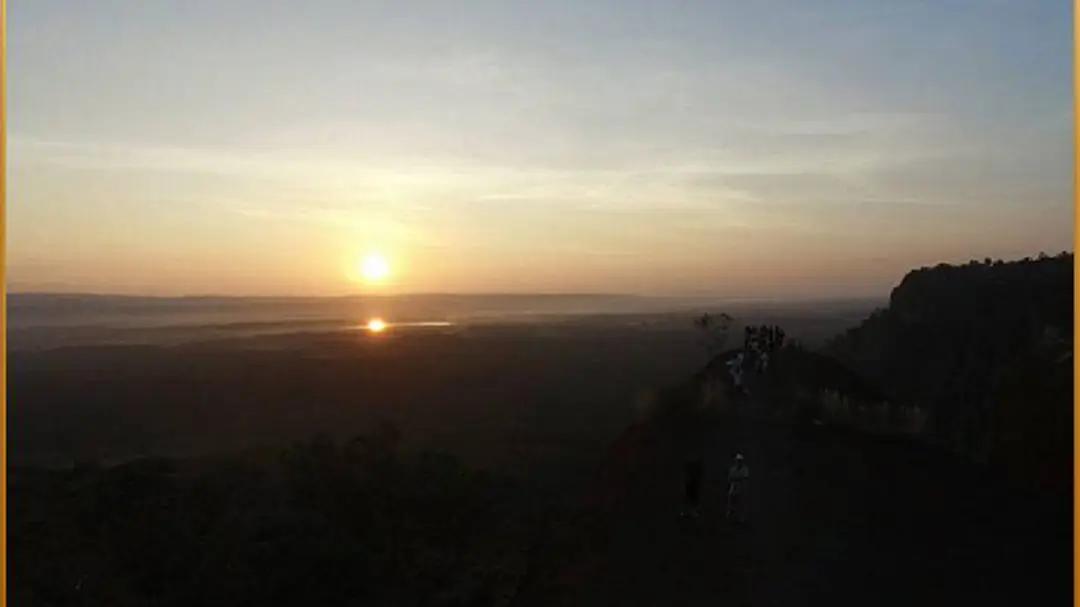 บึงกาฬ ท้าลมหนาว 12 องศา ชมพระอาทิตย์ขึ้น