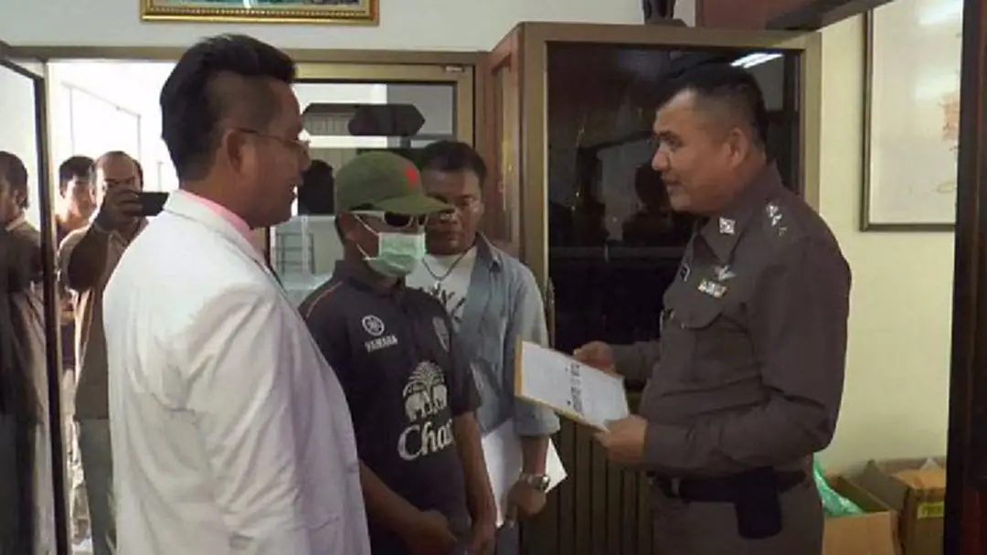 หนุ่มบุรีรัมย์ซวยซ้ำ!พ่อเด็กถูกกล่าวหา แจ้งความกลับฐาน "แจ้งเท็จ-หมิ่นประมาท" หนุ่มบุรีรัมย์ซวยซ้ำ!พ่อเด็กถูกกล่าวหา แจ้งความกลับฐาน "แจ้งเท็จ-หมิ่นประมาท"
