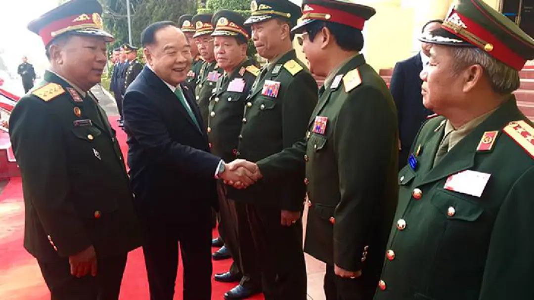 ปิติม่วนซื่น! "ประวิตร" ถกชายแดนไทย- ลาว ยันร่วมมือแก้ปัญหาภัยความมั่นคง ปิติม่วนซื่น! "ประวิตร" ถกชายแดนไทย- ลาว ยันร่วมมือแก้ปัญหาภัยความมั่นคง