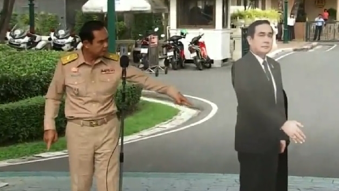 สื่อต่างชาติรายงานข่าวไปทั่วโลก ‘นายกฯไทยใช้กลยุทธ์เด็ด รับมือคำถามของนักข่าว’