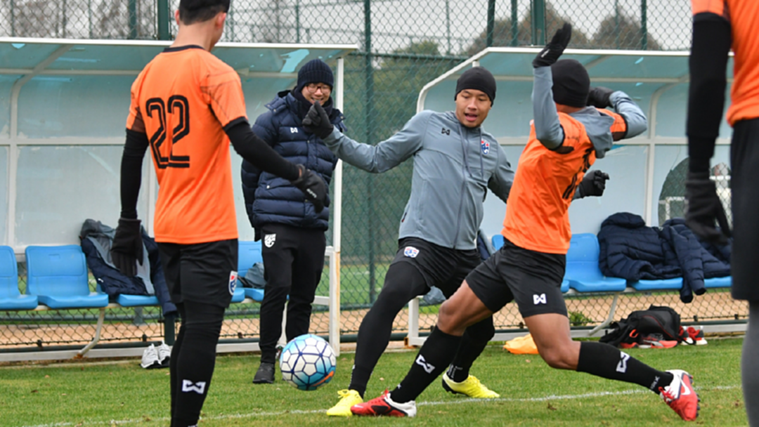 "ช้างศึก U23" ลงซ้อมในสนามครั้งแรกที่จีนเน้นยืดเส้นและแท็คติก