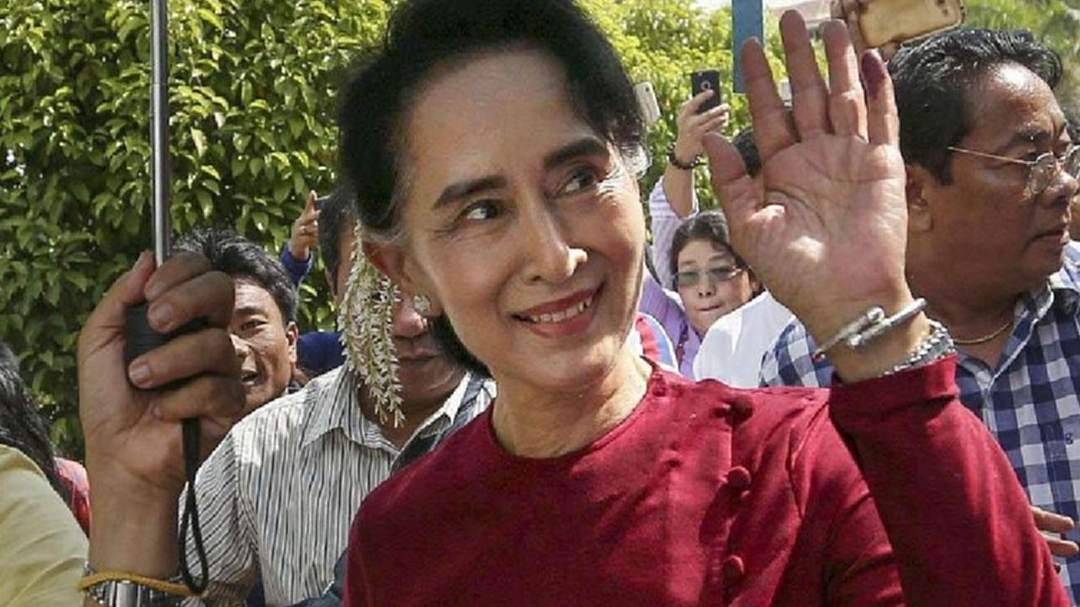 คนร้ายขว้างระเบิดใส่บ้านพัก 'อองซาน ซูจี'