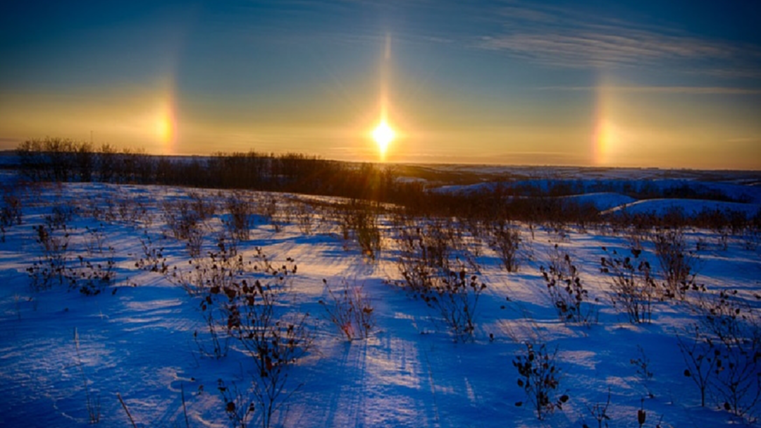 ปรากฏการณ์สุดอัศจรรย์ พระอาทิตย์ 3 ดวงขึ้นพร้อมกัน ที่ฮาร์บิน ประเทศจีน