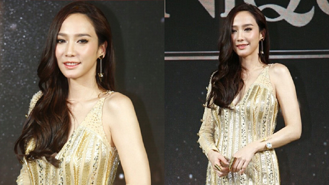 ประมวลภาพ : อั้ม พัชราภา สวยอร่ามเบา ๆ แบบไม่ต้องพร็อพเยอะ ประมวลภาพ : อั้ม พัชราภา สวยอร่ามเบา ๆ แบบไม่ต้องพร็อพเยอะ