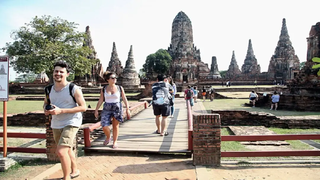 ประมวลภาพ นทท.ชมวัดไชยวัฒนาราม มรดกโลก ชมฟรีช่วงปีใหม่ 2561 ประมวลภาพ นทท.ชมวัดไชยวัฒนาราม มรดกโลก ชมฟรีช่วงปีใหม่ 2561