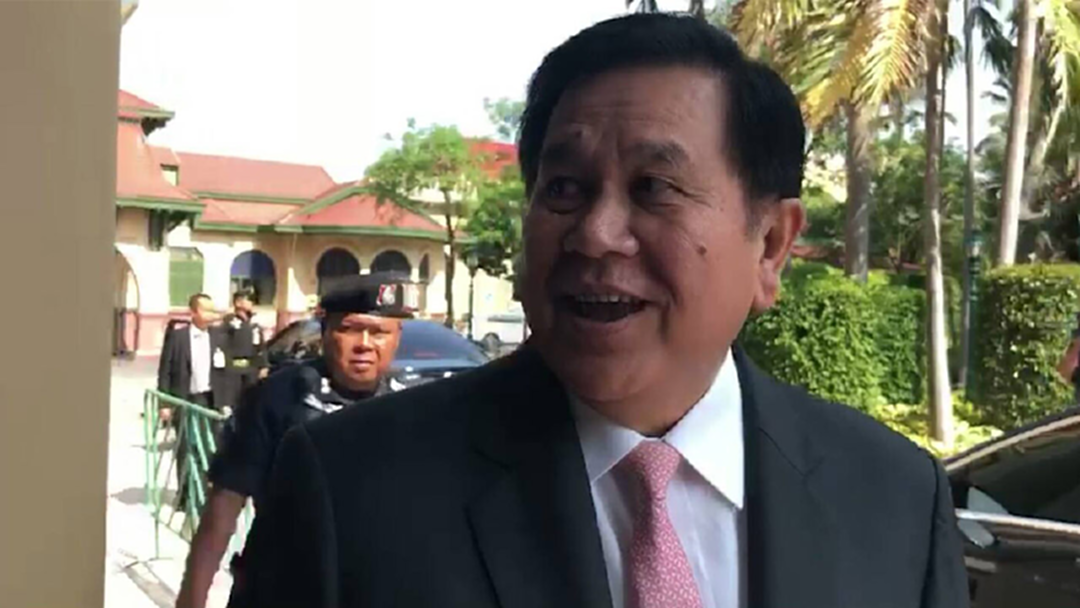 นายกฯ สั่งตรวจอาวุธสงครามก่อนเข้าเลือกตั้ง ยันทำทุกอย่างตามโรดแมป นายกฯ สั่งตรวจอาวุธสงครามก่อนเข้าเลือกตั้ง ยันทำทุกอย่างตามโรดแมป