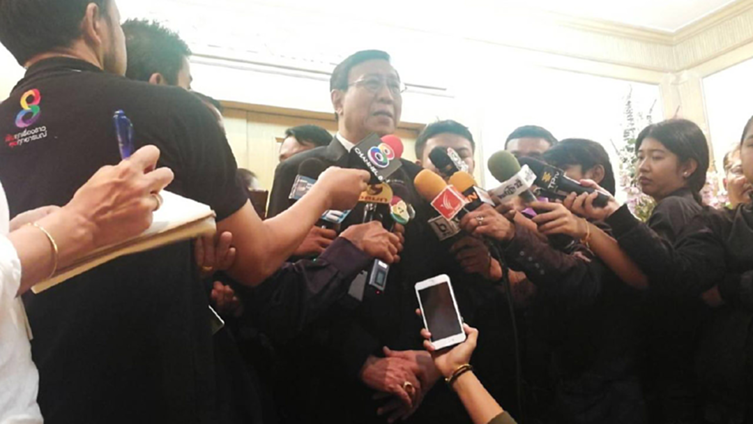 "พรเพชร"ลั่นไม่ยอมให้มีทุจริตในยุคตน เร่งสอบปมขอเพิ่มงบรัฐสภาใหม่ "พรเพชร"ลั่นไม่ยอมให้มีทุจริตในยุคตน เร่งสอบปมขอเพิ่มงบรัฐสภาใหม่