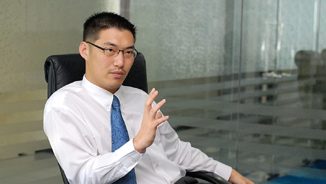 ทำความรู้จัก...ธนาธร จึงรุ่งเรืองกิจ!?! ถอดความคิดไพร่หมื่นล้าน