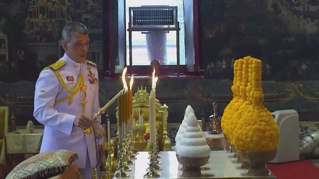 สมเด็จพระเจ้าอยู่หัวทรงบำเพ็ญพระราชกุศลวันมาฆบูชา สมเด็จพระเจ้าอยู่หัวทรงบำเพ็ญพระราชกุศลวันมาฆบูชา