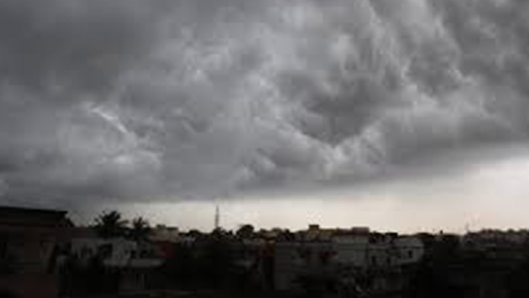อุตุฯ เตือน ไทยตอนบน ฝนฟ้าคะนองและมีลูกเห็บตก อุตุฯ เตือน ไทยตอนบน ฝนฟ้าคะนองและมีลูกเห็บตก