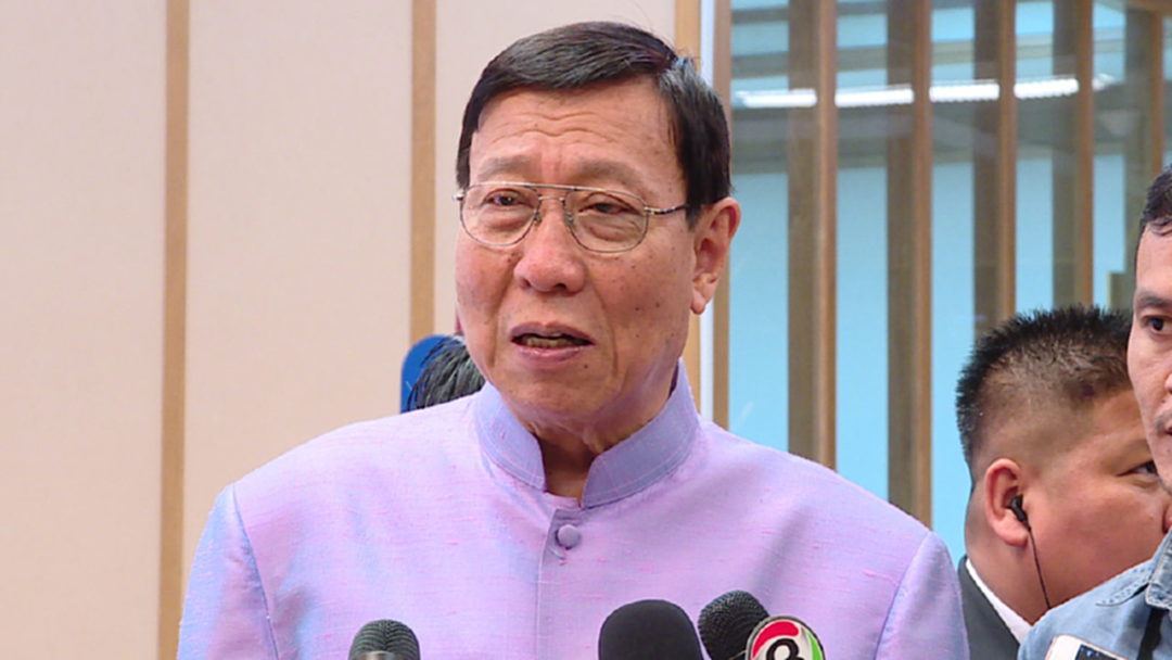 พรเพชร รับ!  โดน "คสช." ซักทำไมไม่ยื่น กม.ลูก ส.ส.ตีความ
