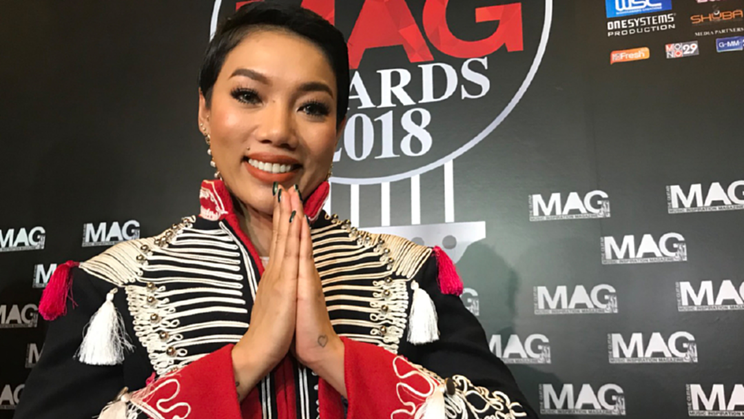 [คลิปดูเต็มไม่ตัด] "ดา เอ็นโดรฟิน" เครียด! ยกเลิกงาน ป่วยหนักเกือบร้องเพลงไม่ได้