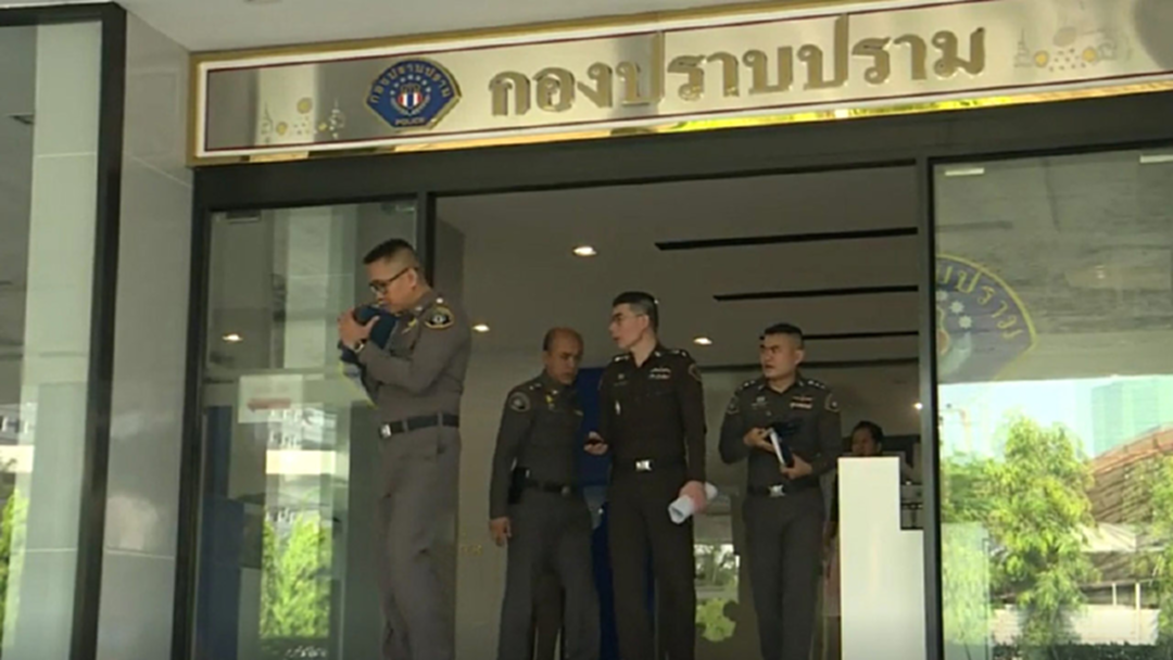 “ตำรวจกองปราบ” จ่อหอบสำนวนหวย 30 ล้าน ส่งอัยการสูงสุดวันนี้ “ตำรวจกองปราบ” จ่อหอบสำนวนหวย 30 ล้าน ส่งอัยการสูงสุดวันนี้
