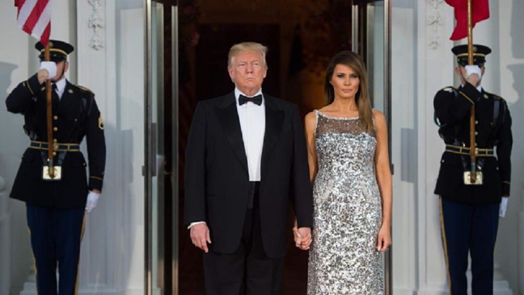 ตามส่อง!ชุด"ภรรยาทรัมป์"ในงานเลี้ยงต้อนรับผู้นำฝรั่งเศส