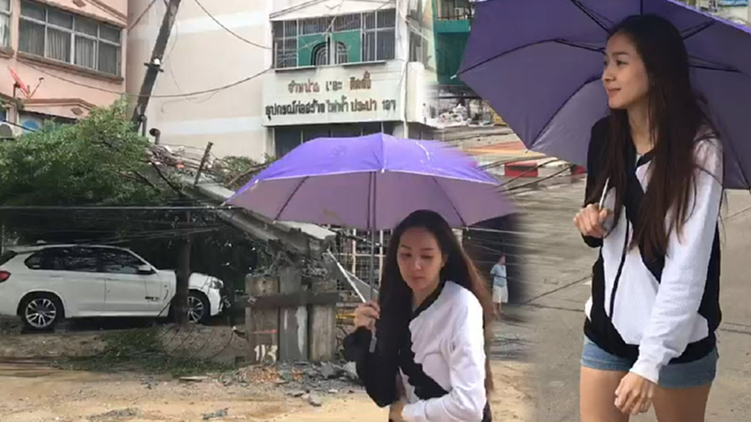 สุดช็อก!! พายุถล่มเสาไฟล้มทับบ้าน “โฟร์ ศกลรัตน์” สุดช็อก!! พายุถล่มเสาไฟล้มทับบ้าน “โฟร์ ศกลรัตน์”