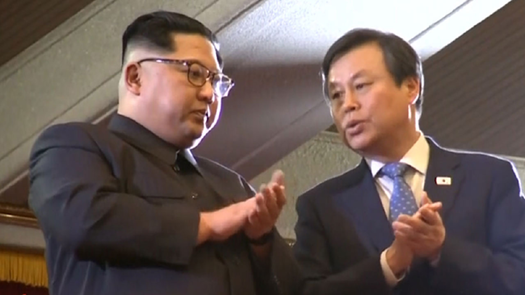 "คิม จอง อึน" ชมคอนเสิร์ตศิลปิน เค-ป็อป เกาหลีใต้