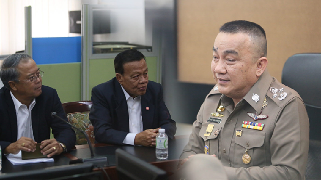 ตำรวจอนุญาตปล่อยตัว 8 แกนนำพรรคเพื่อไทย