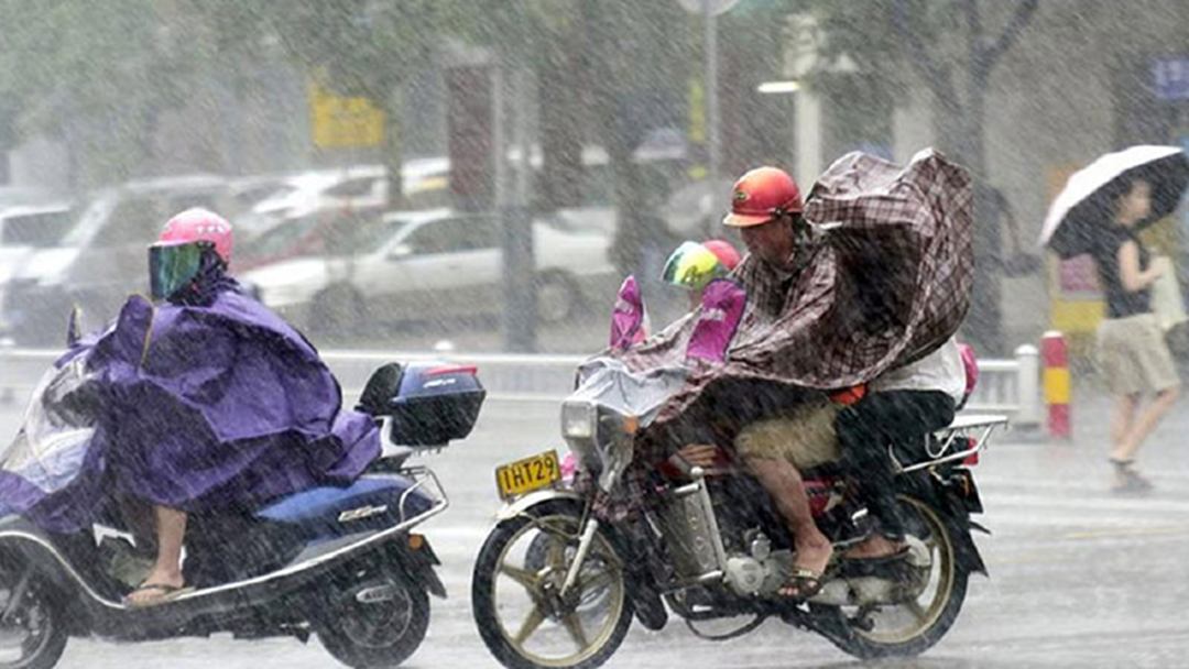 วันนี้ทั่วไทยฝนฟ้าคะนองเพิ่มขึ้นตกหนักบางแห่ง - กทม. 60% ของพื้นที่ วันนี้ทั่วไทยฝนฟ้าคะนองเพิ่มขึ้นตกหนักบางแห่ง - กทม. 60% ของพื้นที่