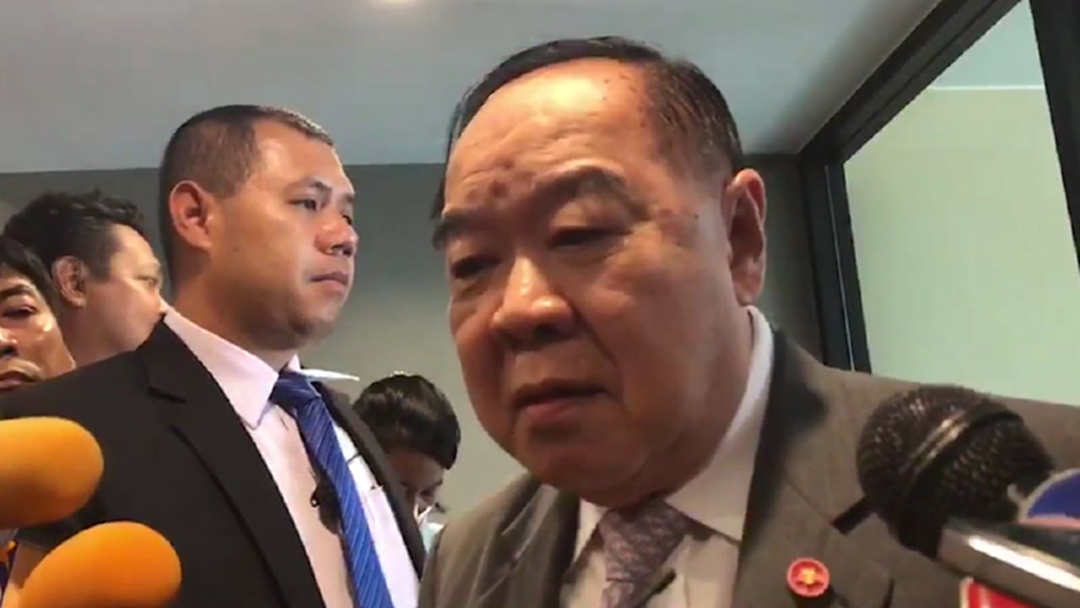 "ประวิตร" ปฏิเสธไม่ได้สั่งเอาผิดเพื่อไทยแถลงข่าว 4 ปี คสช. "ประวิตร" ปฏิเสธไม่ได้สั่งเอาผิดเพื่อไทยแถลงข่าว 4 ปี คสช.