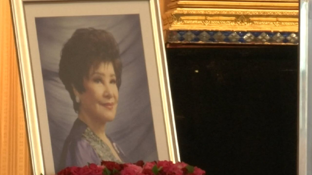 คนบันเทิงร่วมไว้อาลัย "สวลี ศิลปินแห่งชาติ"